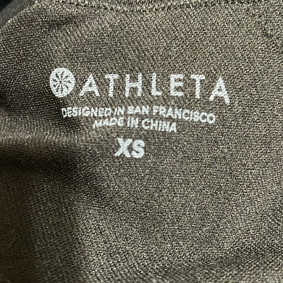 ATHLETA Black Long Sleeve Crop Top - Picture 4 of 4